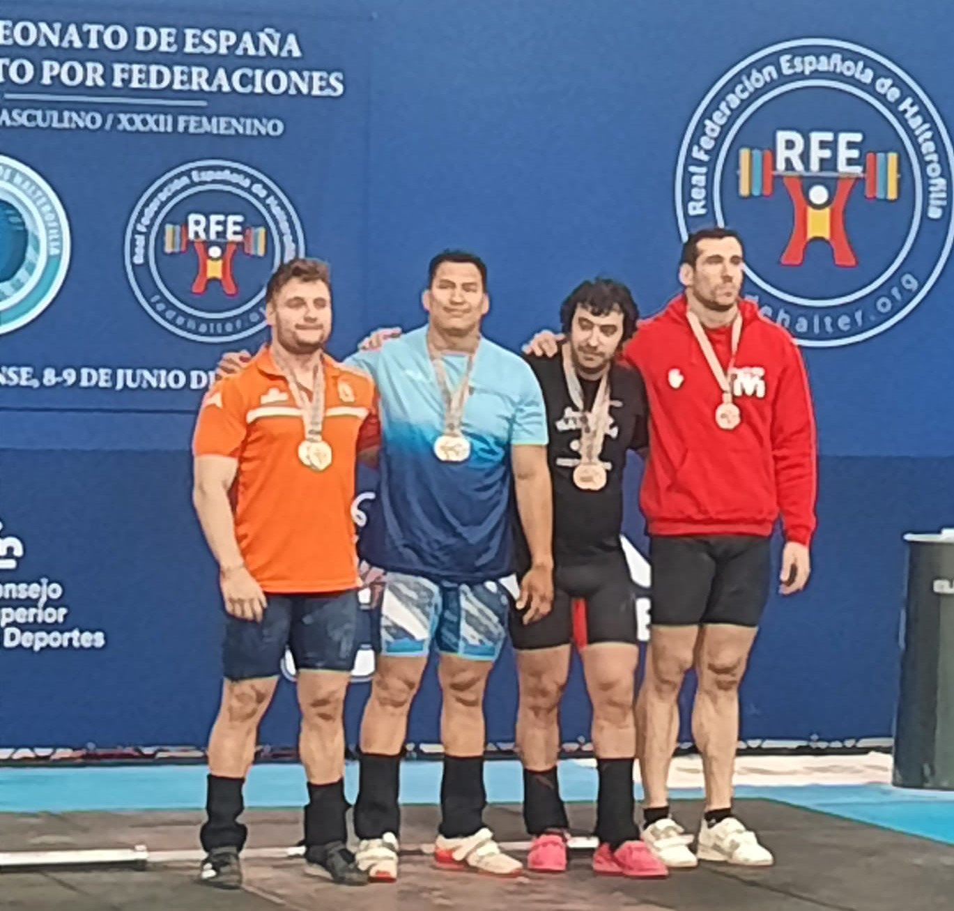 Trece podios para diez atletas navarros en el Campeonato de España Absoluto 2024